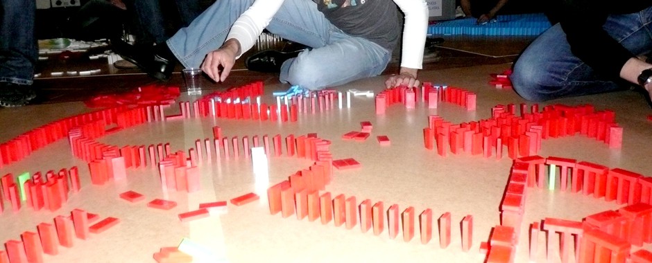 events4teams | Teambuilding activities - Dominos Games