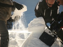 Teambuilding activities - Igloos building